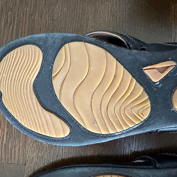 Mens Reef Leather Sandals / flip flops size 12 in excellent condition - Picture 5 of 8